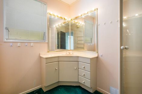 Photo of property in 6 Bowline Place, Whitby, Porirua, 5024