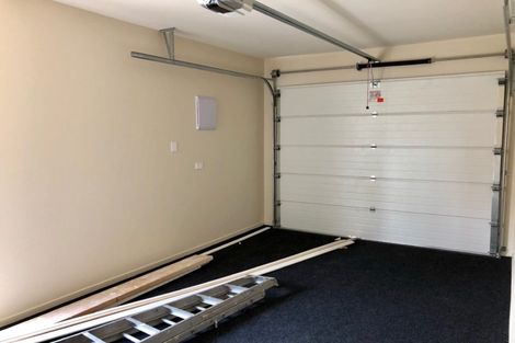 Photo of property in 17 Toanui Road, Hobsonville, Auckland, 0616