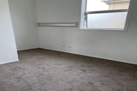 Photo of property in 87 Bay View Road, South Dunedin, Dunedin, 9012