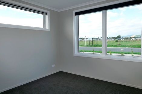 Photo of property in 10 Hapeta Street, Otaki, 5512