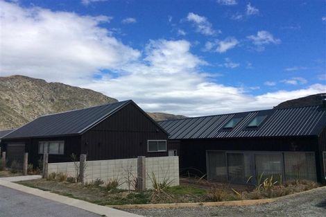 Photo of property in 5 Kincaid Place, Arthurs Point, Queenstown, 9371