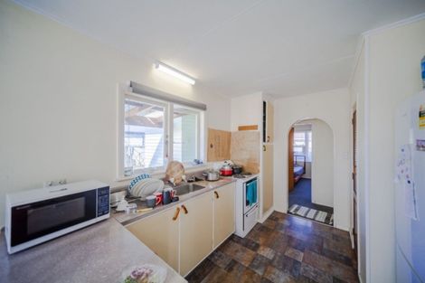 Photo of property in 18 Davidson Avenue, Pirimai, Napier, 4112