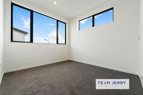Photo of property in 27 Survila Street, Papakura, 2110