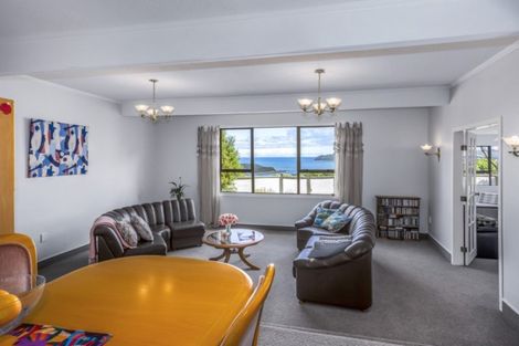 Photo of property in 68 Kahu Road, Paremata, Porirua, 5024