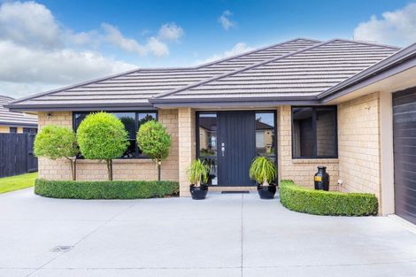 Photo of property in 9 Sirius Crescent, Rototuna North, Hamilton, 3210