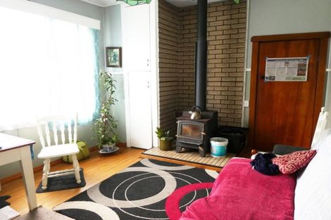 Photo of property in 7 Greenfield Street, Hector, 7822