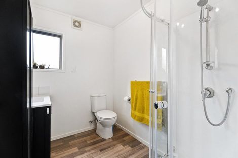 Photo of property in 46 Brian Crescent, Stanmore Bay, Whangaparaoa, 0932