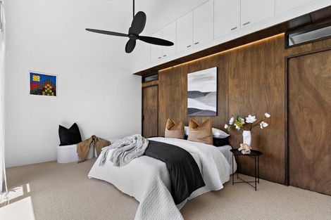 Photo of property in Henry Walton Flats, 7/2 Upper Queen Street, Auckland Central, Auckland, 1010