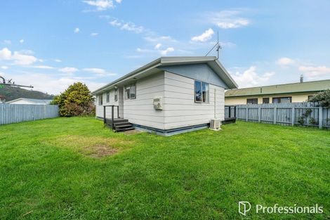 Photo of property in 14 Honey Street, Wainuiomata, Lower Hutt, 5014