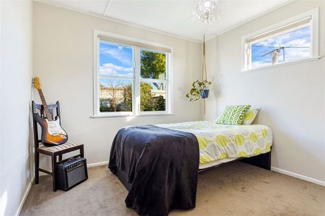 Photo of property in 123 Waimumu Road, Massey, Auckland, 0614