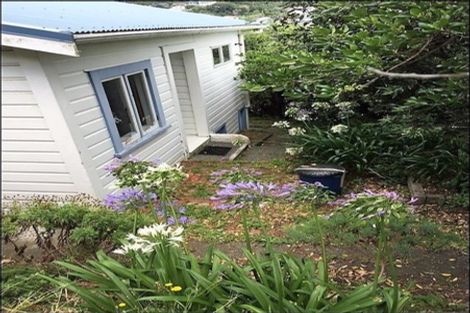 Photo of property in 49 Clyde Street, Island Bay, Wellington, 6023