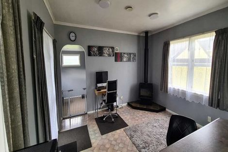 Photo of property in 77 Puriri Street, Gonville, Whanganui, 4501