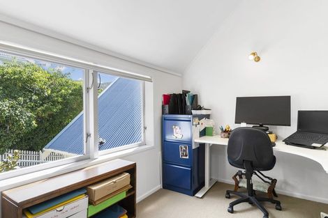 Photo of property in 385a Karori Road, Karori, Wellington, 6012