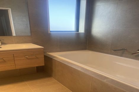 Photo of property in 46 Morus Road, Massey, Auckland, 0614