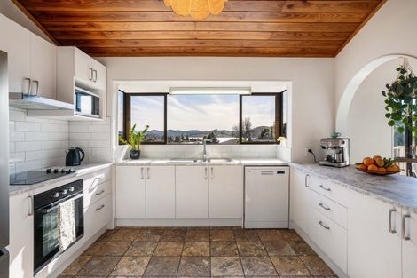Photo of property in 100 Tobie Place, Whangamata, 3620