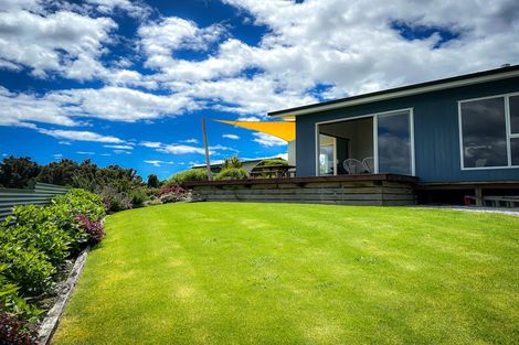 Photo of property in 28 Bay Vista Drive, Pohara, Takaka, 7183