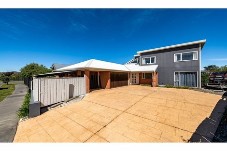 Photo of property in 49 Orlando Crescent, Waimairi Beach, Christchurch, 8083