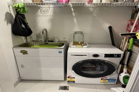 Photo of property in 48 Te Puketoka Lane, Mangere, Auckland, 2022