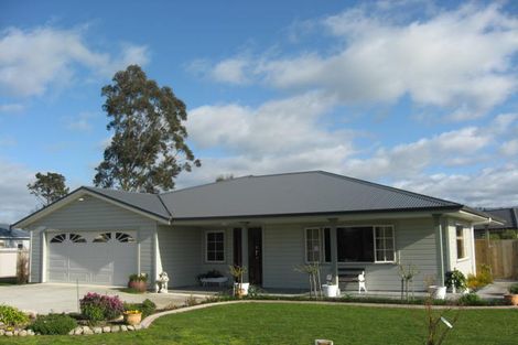 Photo of property in 4 Cotter Street, Greytown, 5712