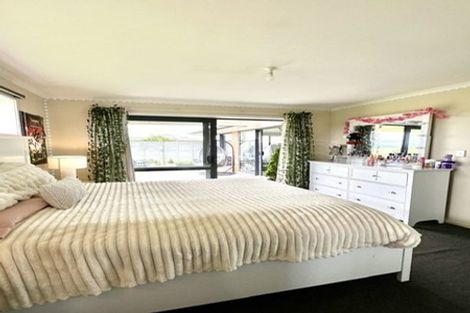 Photo of property in 1 Reeds Road, Darfield, 7510