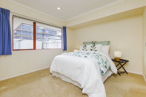 Photo of property in 10 Norm Pellow Drive, Manurewa, Auckland, 2105