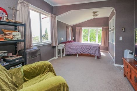 Photo of property in 67 Mako Mako Road, Levin, 5510