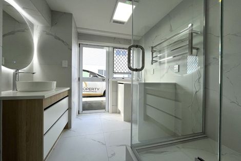 Photo of property in 106 Ti Rakau Drive, Pakuranga, Auckland, 2010