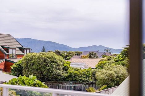 Photo of property in 38 Pharazyn Avenue, Waikanae Beach, Waikanae, 5036