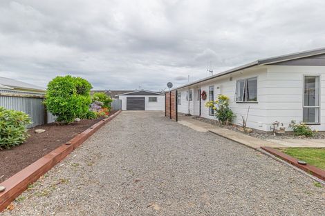 Photo of property in 13 Morgan Crescent, Levin, 5510
