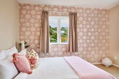 Photo of property in 25 Kiriwai Road, Paremata, Porirua, 5024