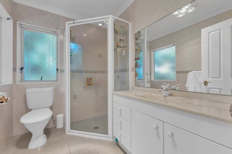 Photo of property in 60 Wattle Farm Road, Wattle Downs, Auckland, 2103