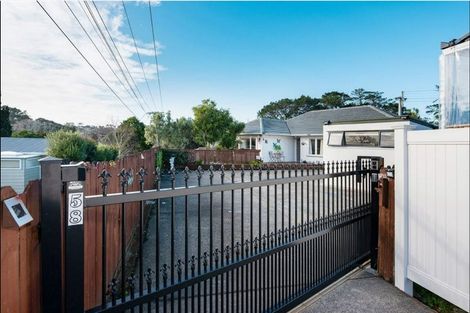 Photo of property in 58 Seymour Road, Sunnyvale, Auckland, 0612