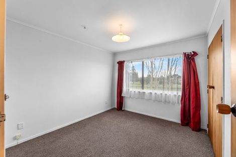 Photo of property in 1 Stella Drive, Clarks Beach, 2122