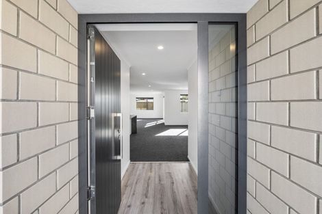 Photo of property in 3/48a Celia Street, Stratford, 4332