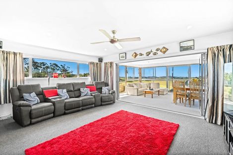 Photo of property in 80 Campbell Road, Parua Bay, Onerahi, 0192