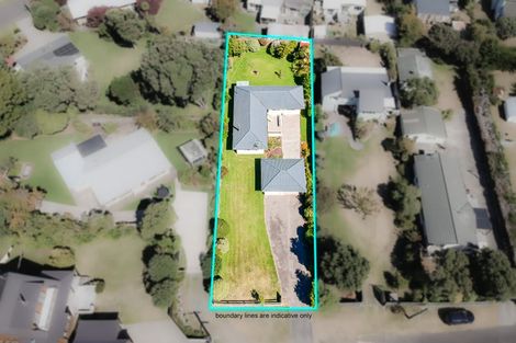 Photo of property in 22 Hohiria Street, Waikanae Beach, Waikanae, 5036