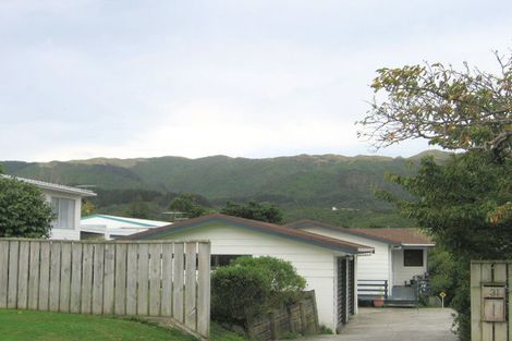 Photo of property in 31 Coates Street, Tawa, Wellington, 5028