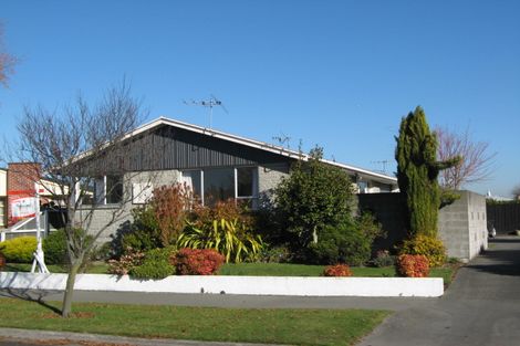 Photo of property in 2/154 Warren Crescent, Hillmorton, Christchurch, 8025