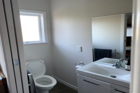 Photo of property in 83 Old Onerahi Road, Onerahi, Whangarei, 0110