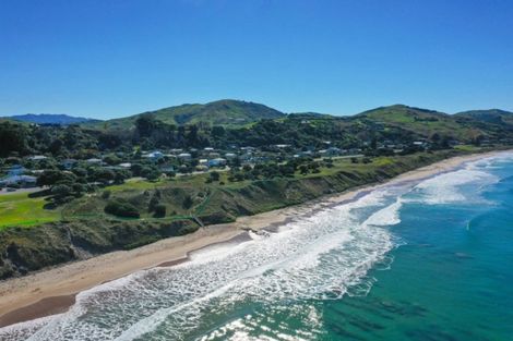 Photo of property in 27a Moana Road, Okitu, Gisborne, 4010