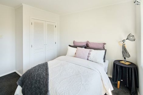 Photo of property in 5 Saint Francis Grove, Waterloo, Lower Hutt, 5011