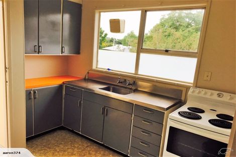 Photo of property in 1-6/145 Knighton Road, Hillcrest, Hamilton, 3216