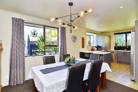 Photo of property in 11 Ludlow Place, Parklands, Christchurch, 8083