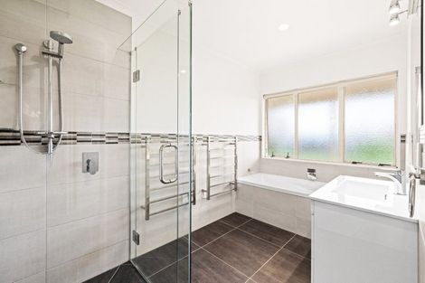 Photo of property in 122 Kopanga Heights Lane, Havelock North, 4130