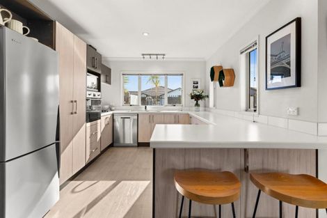 Photo of property in 4 Aoraki Road, Poraiti, Napier, 4112
