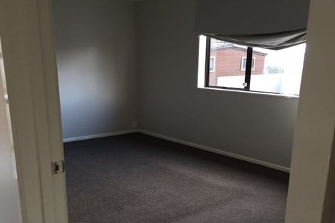 Photo of property in 5 Monet Grove, West Harbour, Auckland, 0618