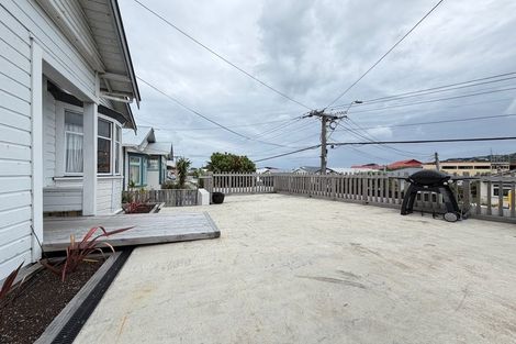 Photo of property in 177 Coutts Street, Rongotai, Wellington, 6022