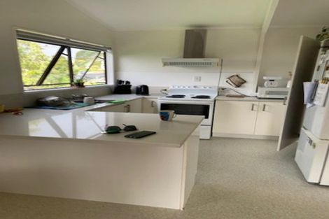 Photo of property in 1/232 Henderson Valley Road, Henderson, Auckland, 0612