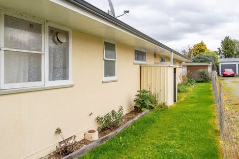 Photo of property in Cedarwood Flats, 10/15 Opaki Road, Lansdowne, Masterton, 5810