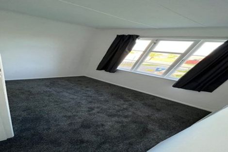 Photo of property in 43 Rosier Road, Glen Eden, Auckland, 0602